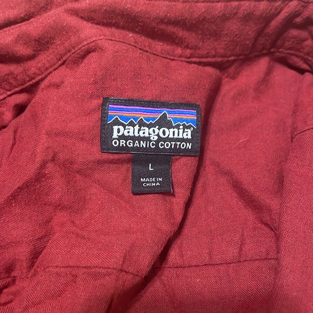 Patagonia button down - Picture 6 of 10